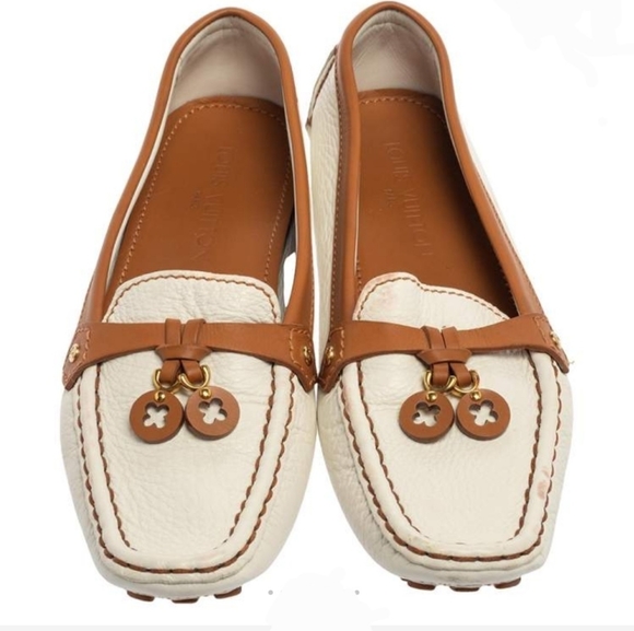 LOUIS VUITTON Bicolor Charm Leather Slip On Loafers